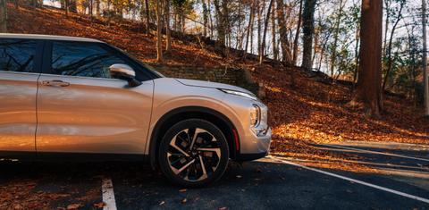 Mitsubishi Outlander 2023