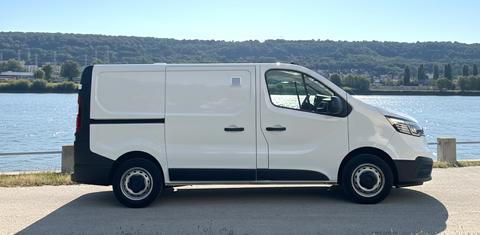Renault TRAFIC III 2023