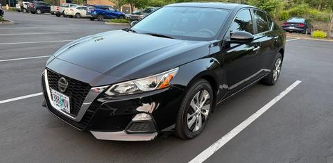 Nissan Altima 2020