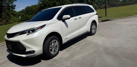 Toyota Sienna 2021
