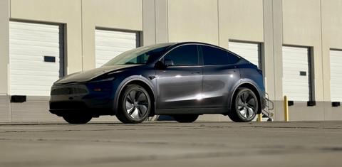 Tesla Model Y 2026