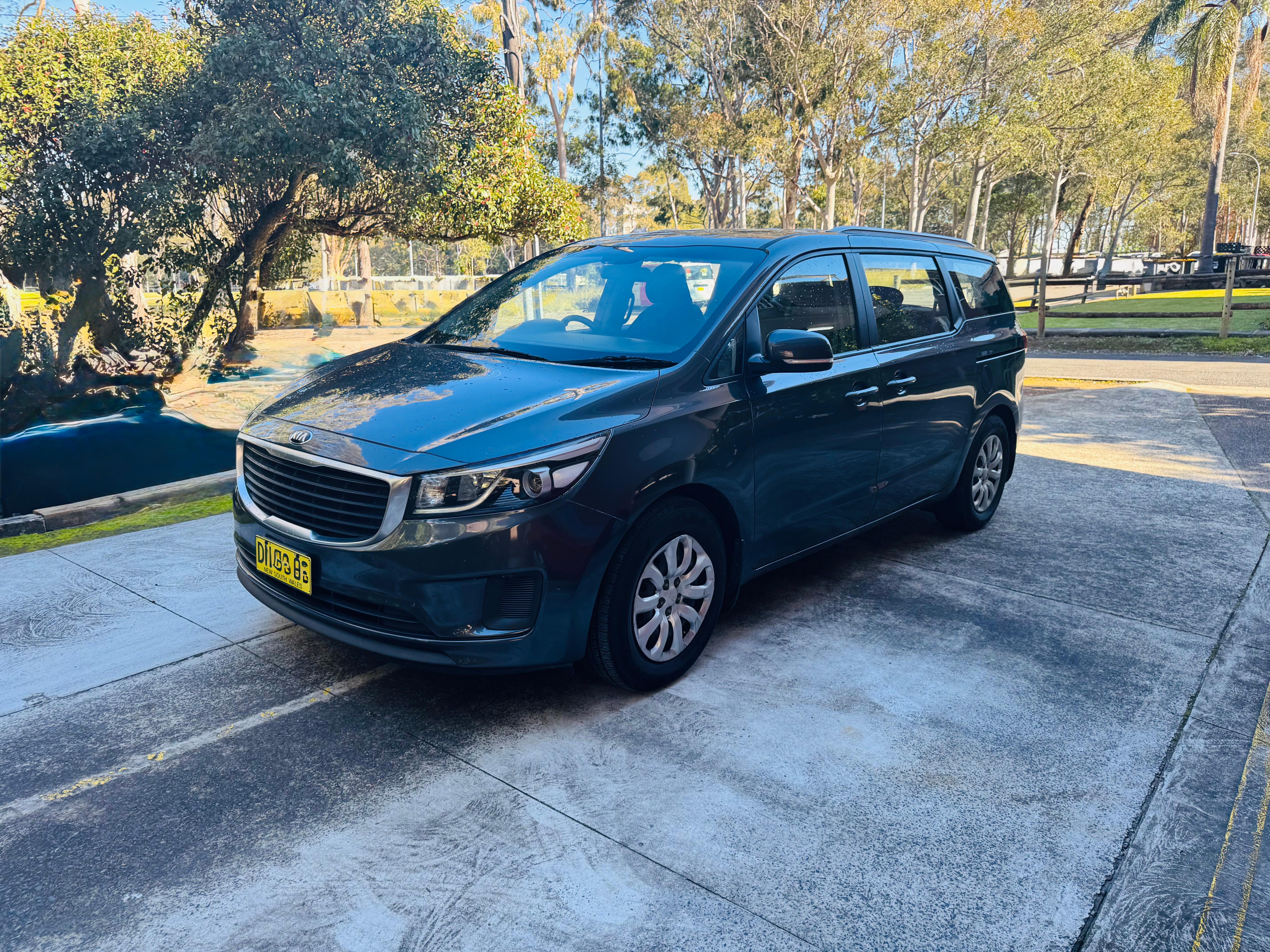 Kia CARNIVAL 2016 in Strathfield