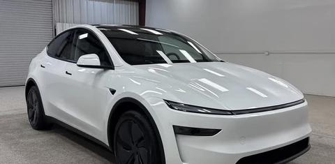Tesla Model Y 2026