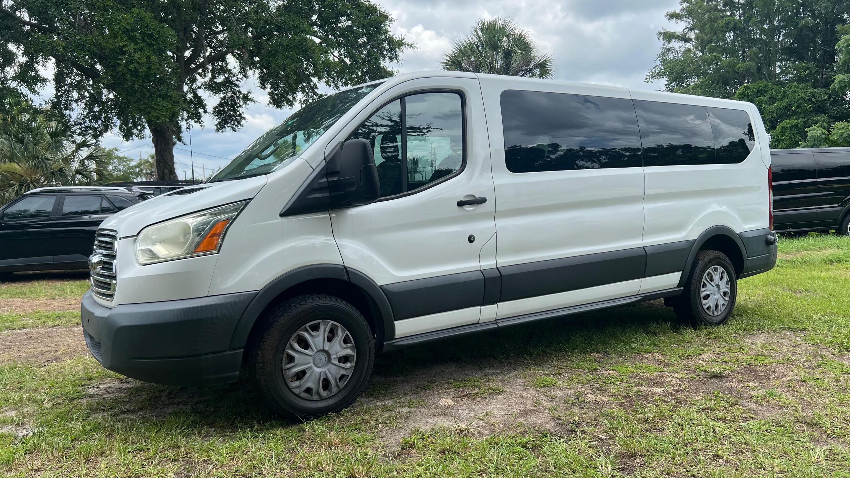 Ford Transit 2017 in Orlando, FL
