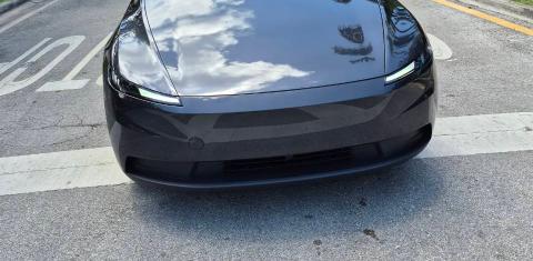 Tesla Model Y 2026