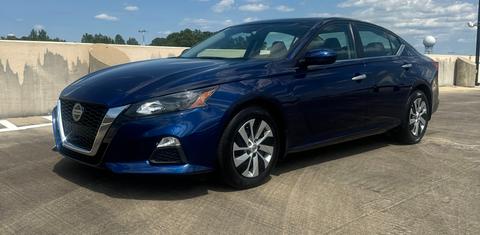 Nissan Altima 2022