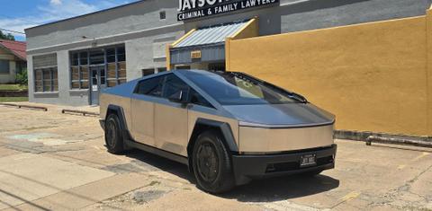 Tesla Cybertruck 2024