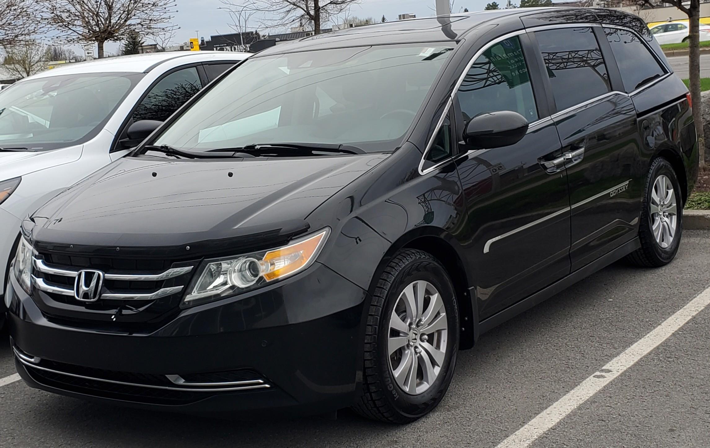 Honda Odyssey 2015 in Longueuil, QC