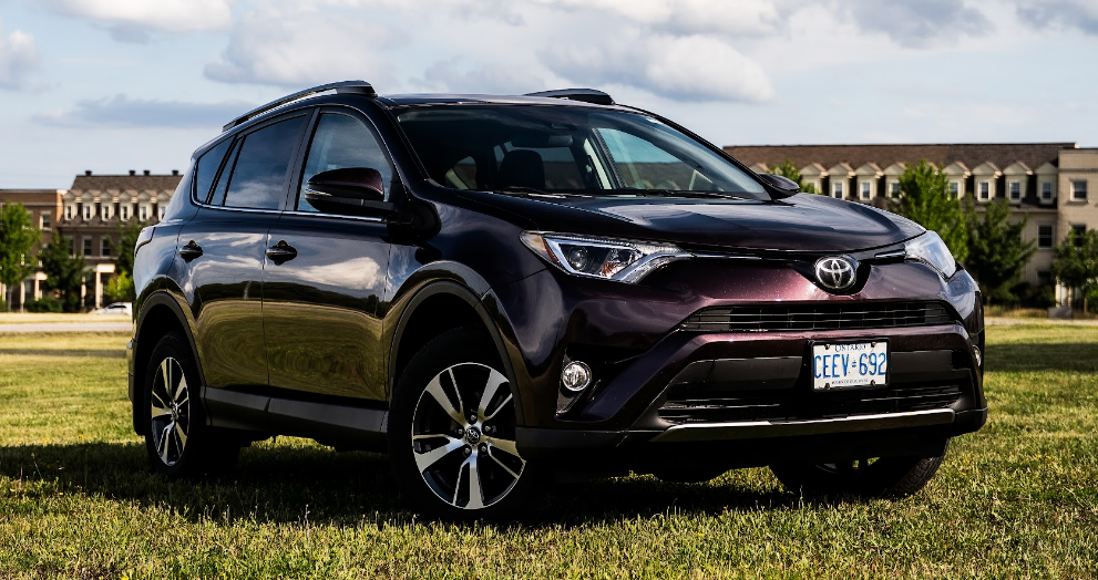 Toyota RAV4 2018 in Markham, ON