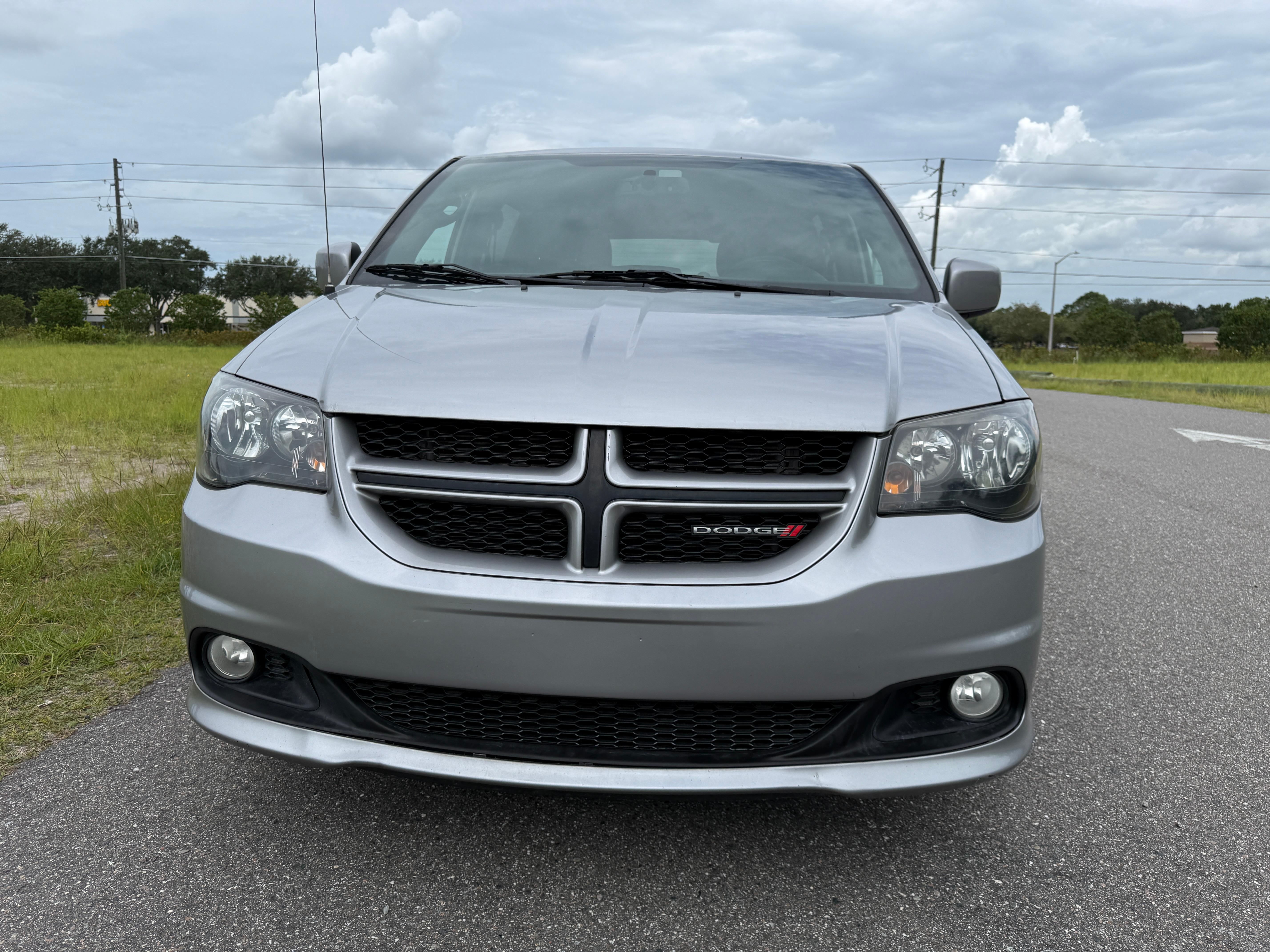 Dodge Grand Caravan 2018 in Orlando, FL