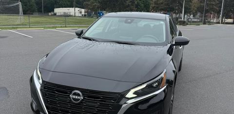 Nissan Altima 2025