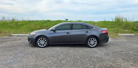 Toyota Avalon 2015
