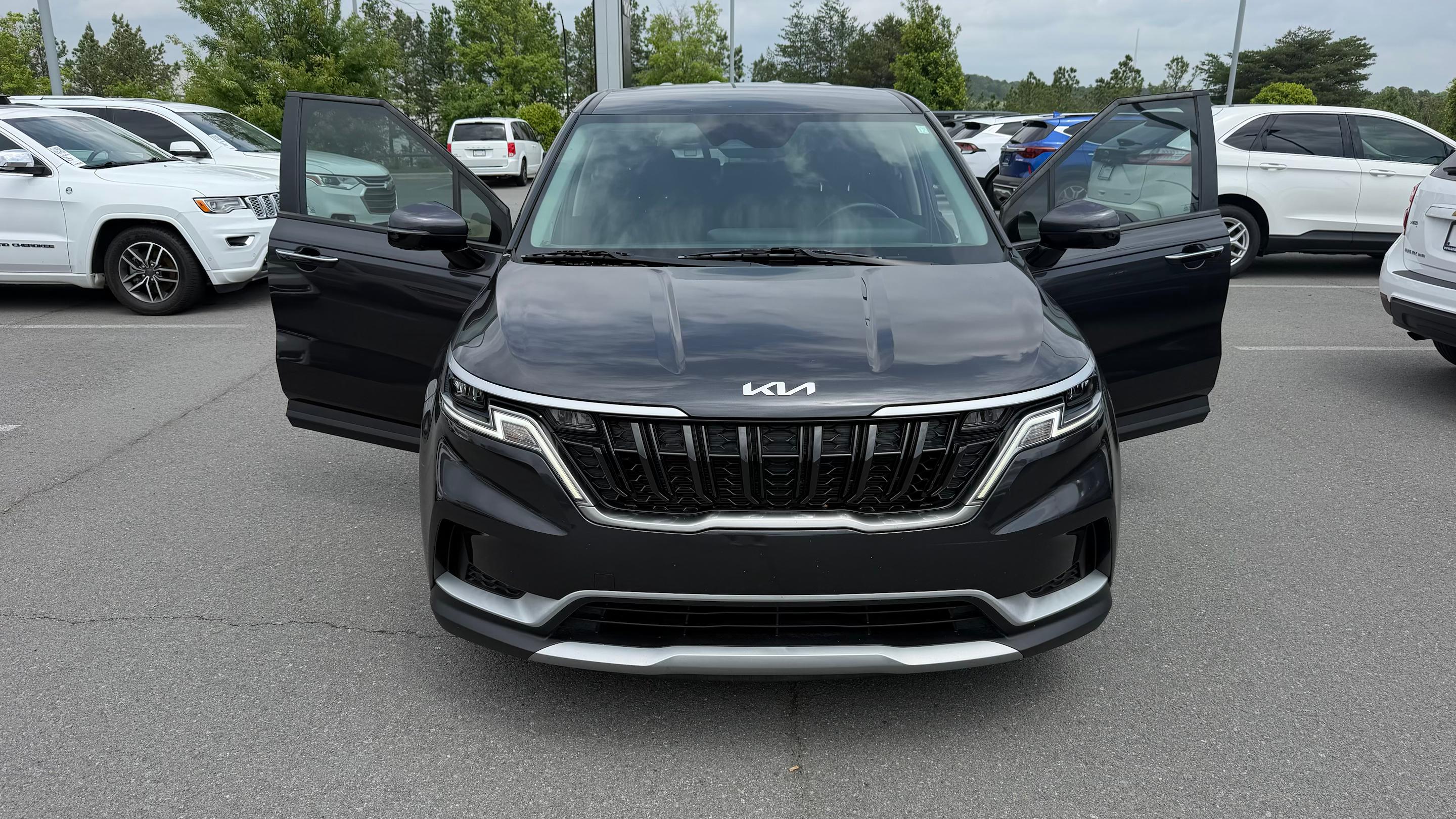 Kia Carnival 2024 in Little Rock, AR