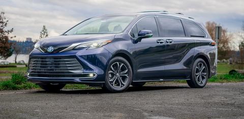 Toyota Sienna 2025