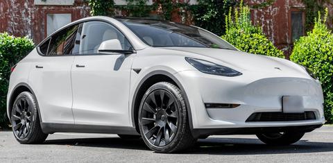 Tesla Model Y 2023