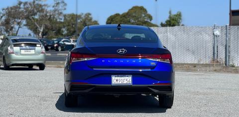 Hyundai Elantra 2023