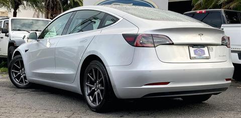 Tesla Model 3 2018