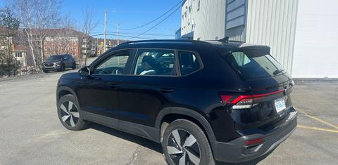 Volkswagen Taos 2025