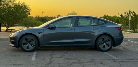 Tesla Model 3 2022