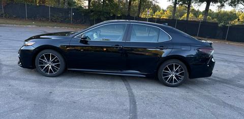 Toyota Camry 2021