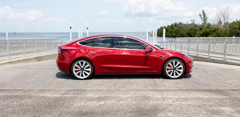 Tesla Model 3 2019