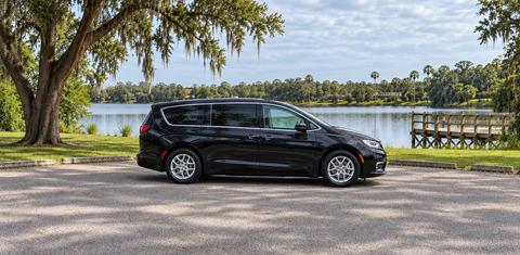 Chrysler Pacifica 2025