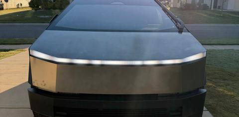 Tesla Cybertruck 2025