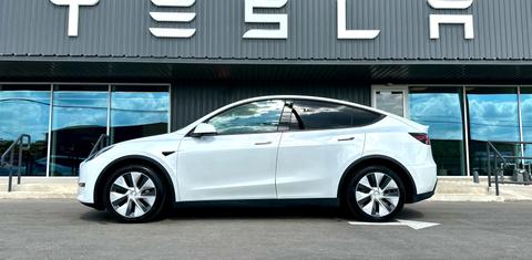 Tesla Model Y 2020