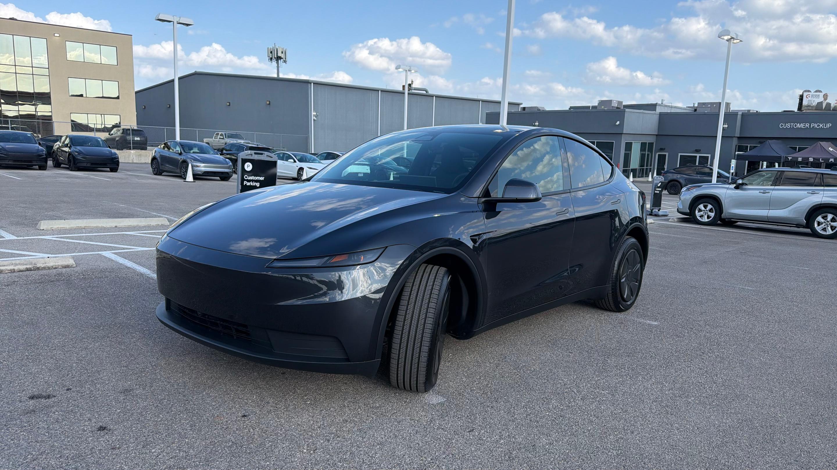 Tesla Model Y 2026 in Katy, TX