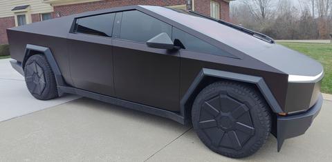 Tesla Cybertruck 2024