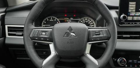 Mitsubishi Outlander 2024