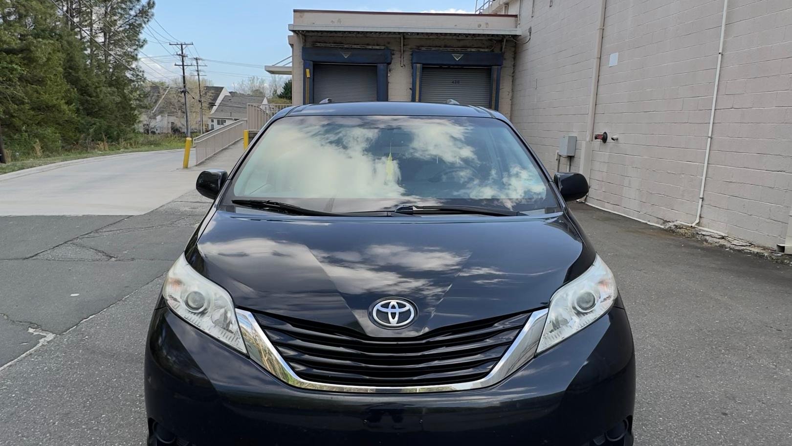 Toyota Sienna 2015 in Chapel Hill, NC