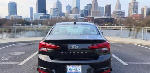 Hyundai Elantra 2020