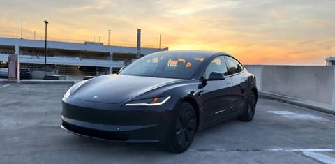 Tesla Model 3 2025