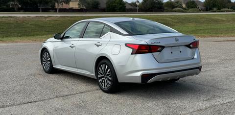 Nissan Altima 2024