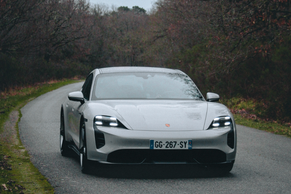 Porsche TAYCAN 2022 à Toulouse