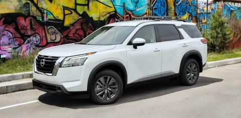 Nissan Pathfinder 2025
