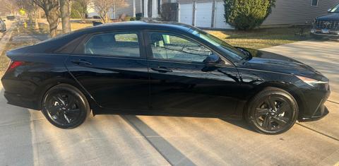 Hyundai Elantra 2023