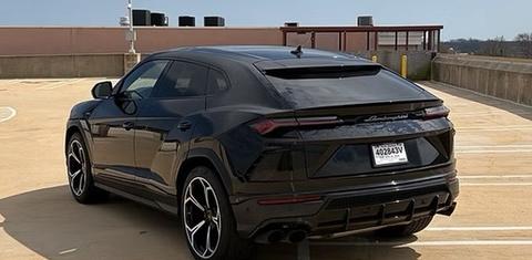 Lamborghini Urus 2021