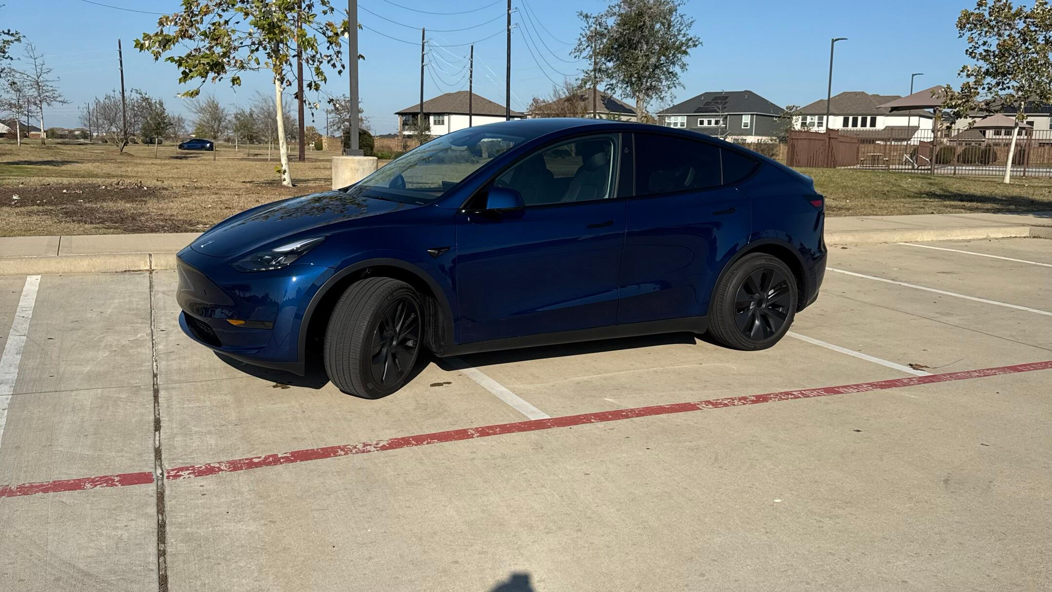 Tesla Model Y 2025 in Pecan Grove, TX