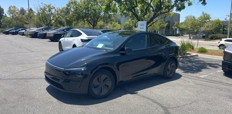 Tesla Model Y 2026