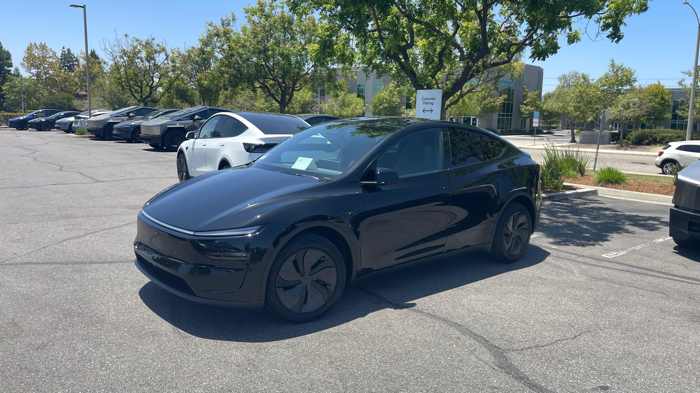 Tesla Model Y 2026 in Covina, CA