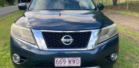 Nissan PATHFINDER 2014