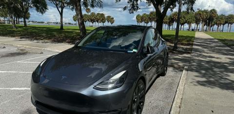 Tesla Model Y 2022