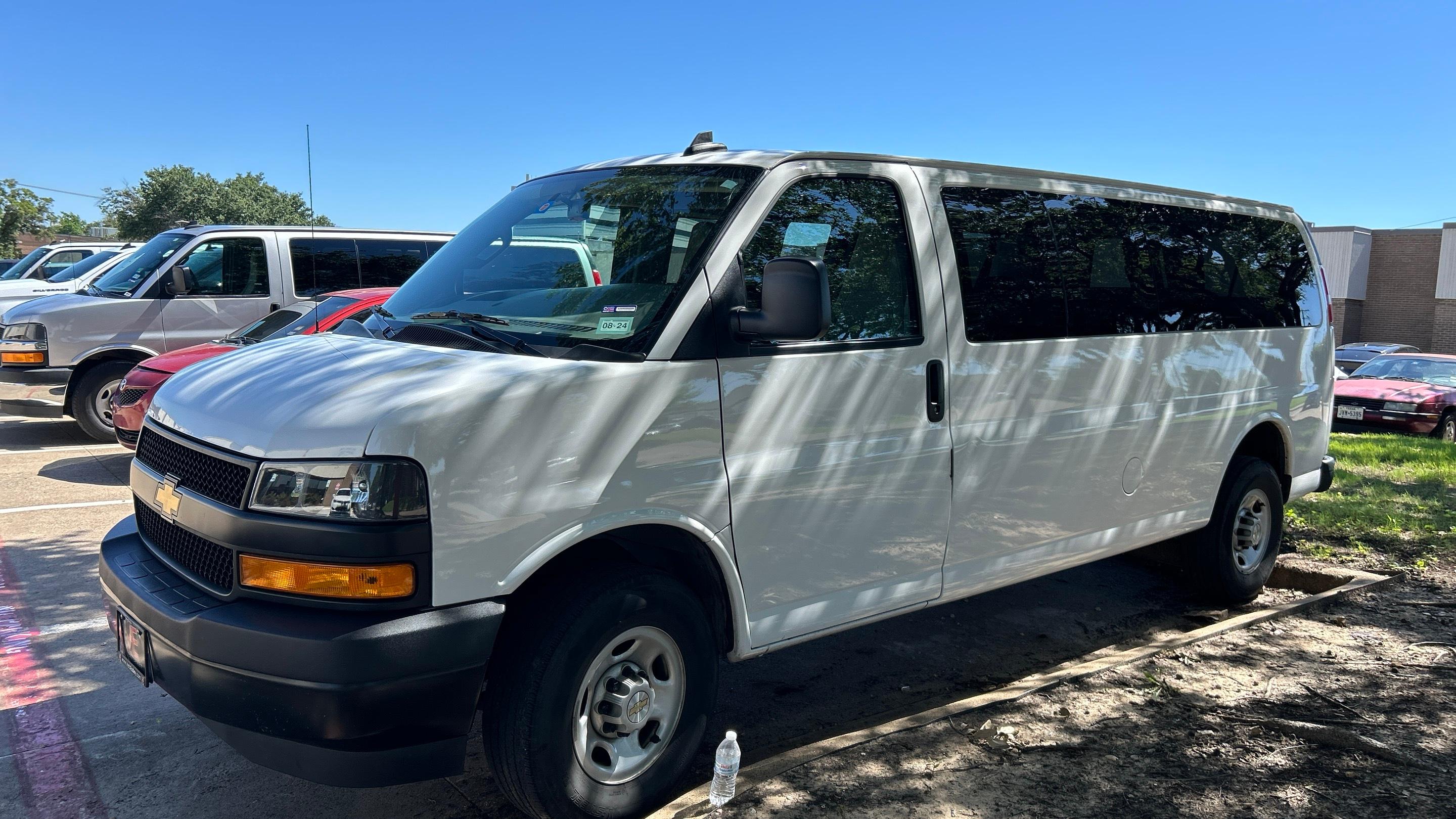 Chevrolet Express 2022 in 