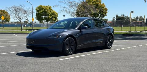 Tesla Model 3 2024