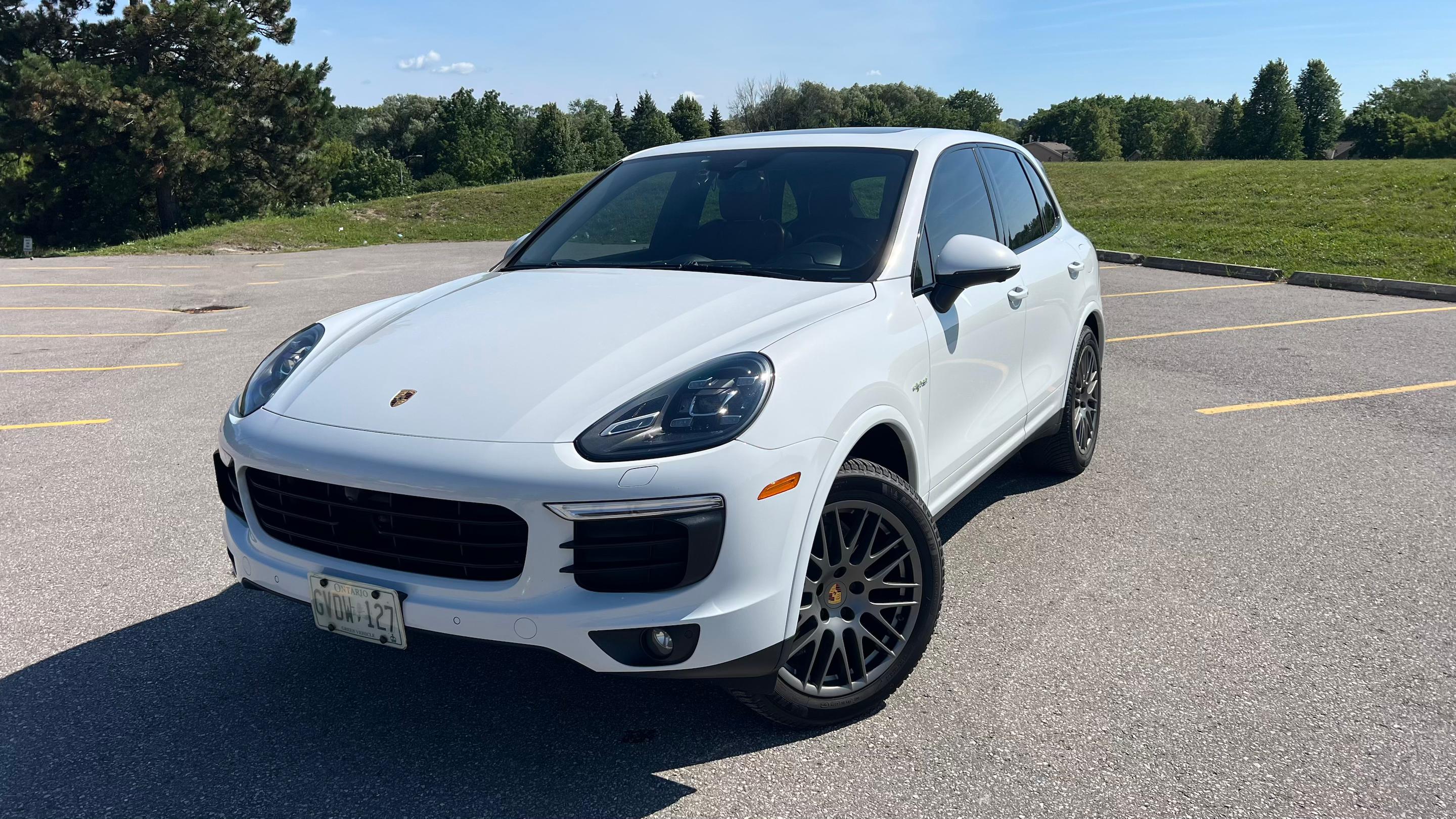 Porsche Cayenne 2018 in Aurora, ON