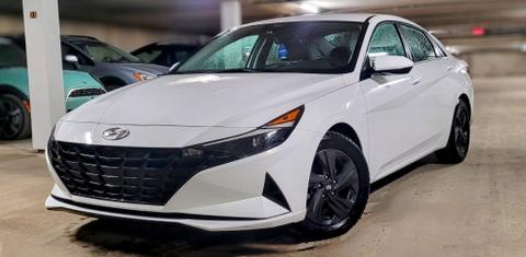 Hyundai Elantra 2023