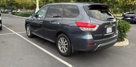 Nissan Pathfinder 2014
