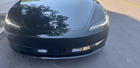 Tesla Model 3 2024